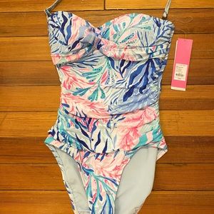 Lily Pulitzer NWT Flamenco one-price